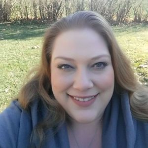 Meet your Posher, Angie